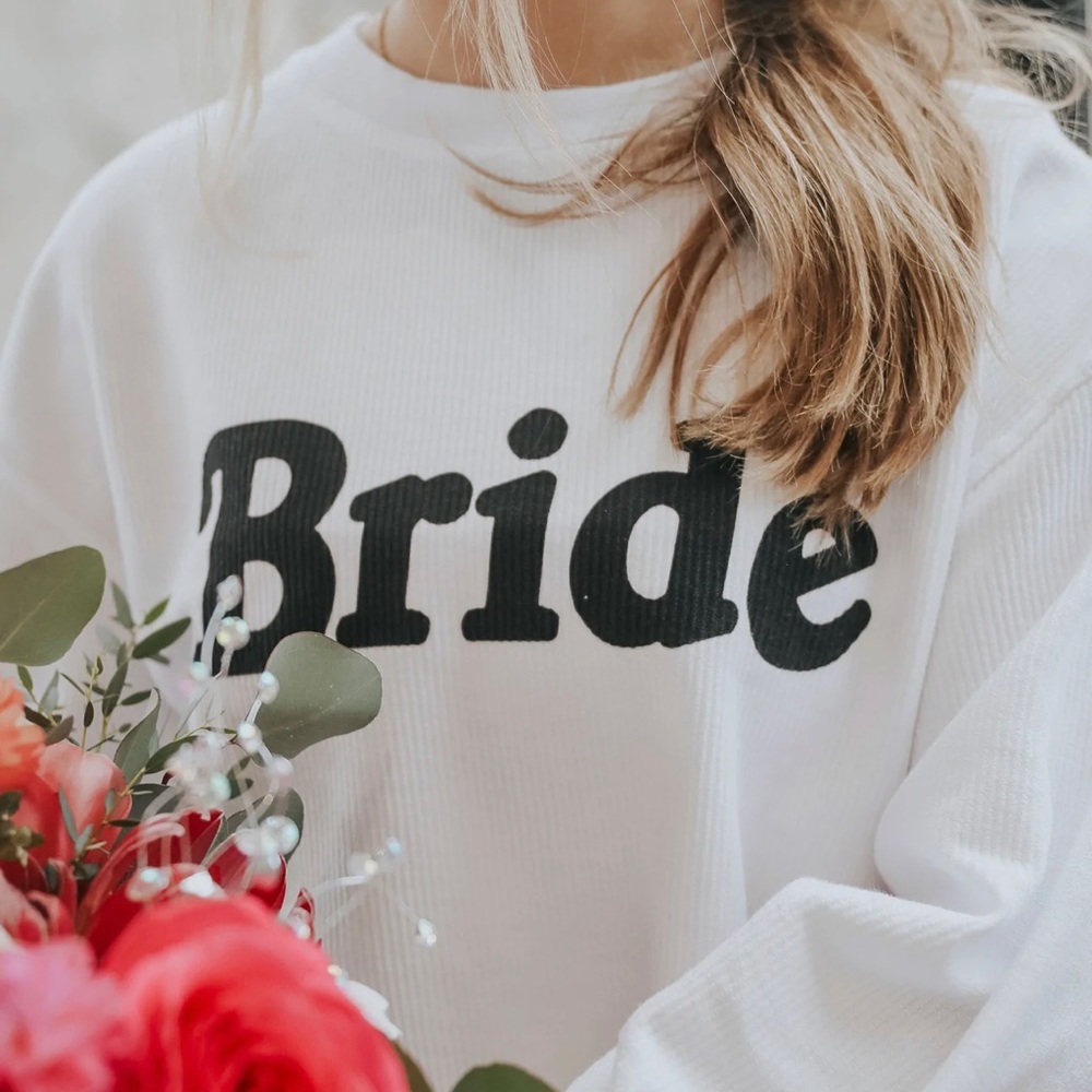 Friday + Saturday, Medium, Pullover Sweatshirt